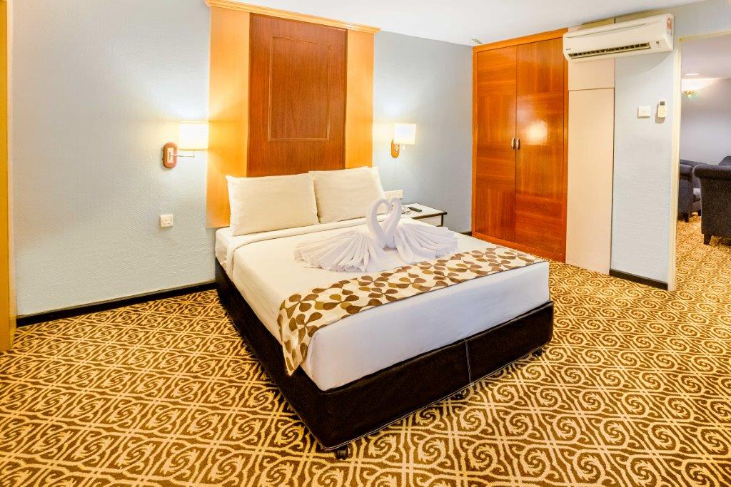 Palace Hotel - Suite Bedroom